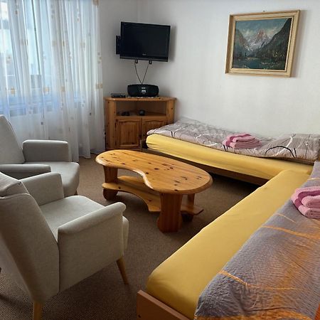 Residenz Majesta Apartment Лойкербад Екстериор снимка